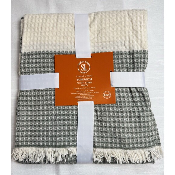 Southern Living Alcott Cotton Stripe Fringe Throw In Green And Cream New - Picture 1 of 6